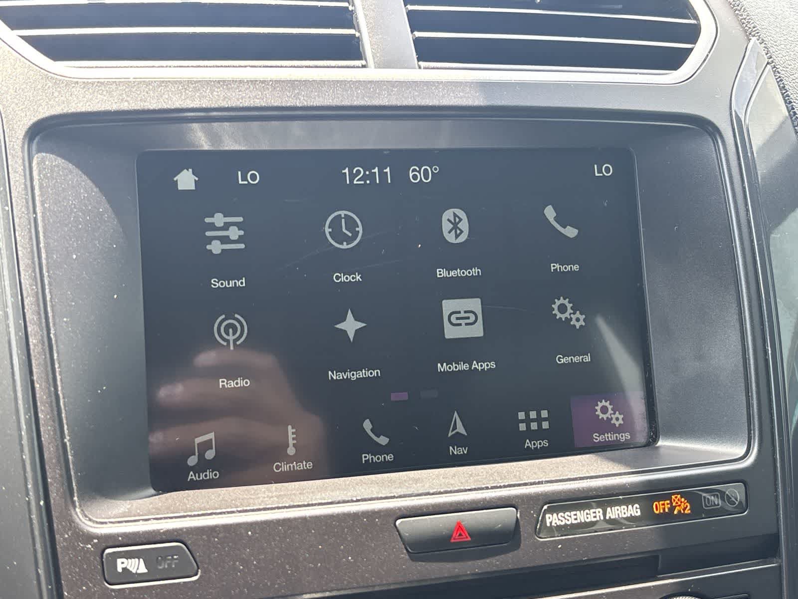 Used 2018 Ford Explorer XLT AWD/4WD image 23
