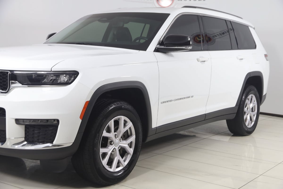 Used 2022 Jeep Grand Cherokee L Limited AWD/4WD image 50