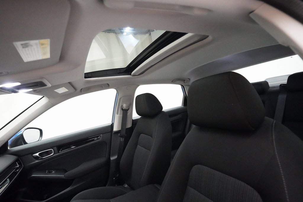 Certified 2023 Honda Civic EX image 31