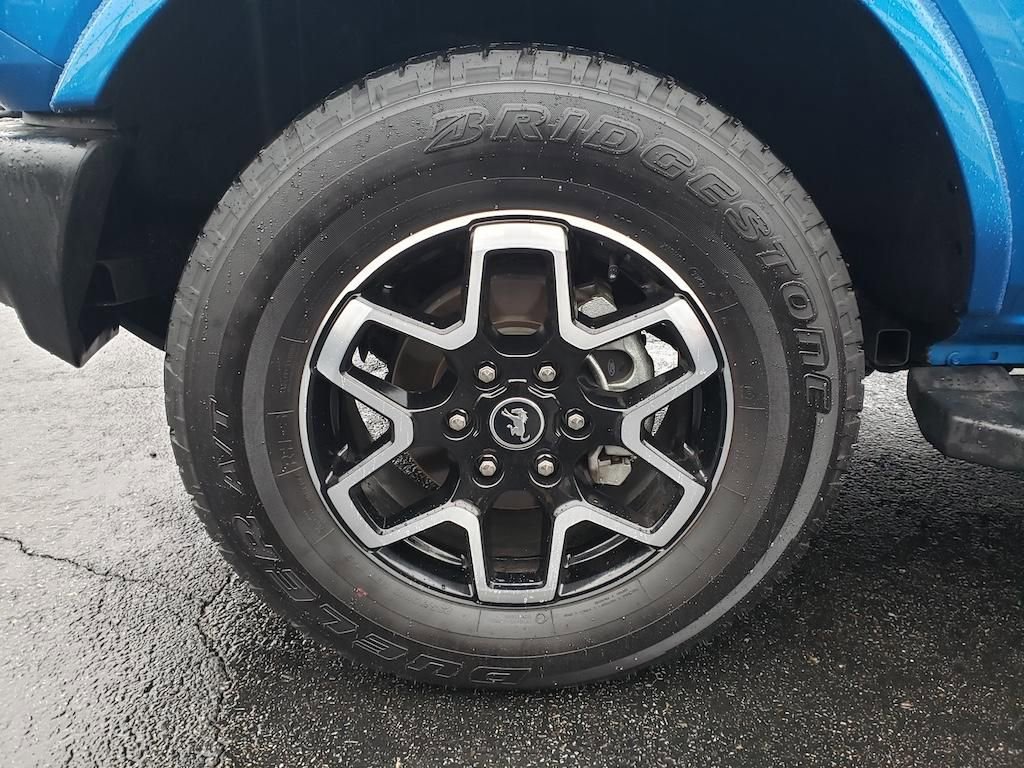 Used 2024 Ford Bronco Outer Banks AWD/4WD image 35