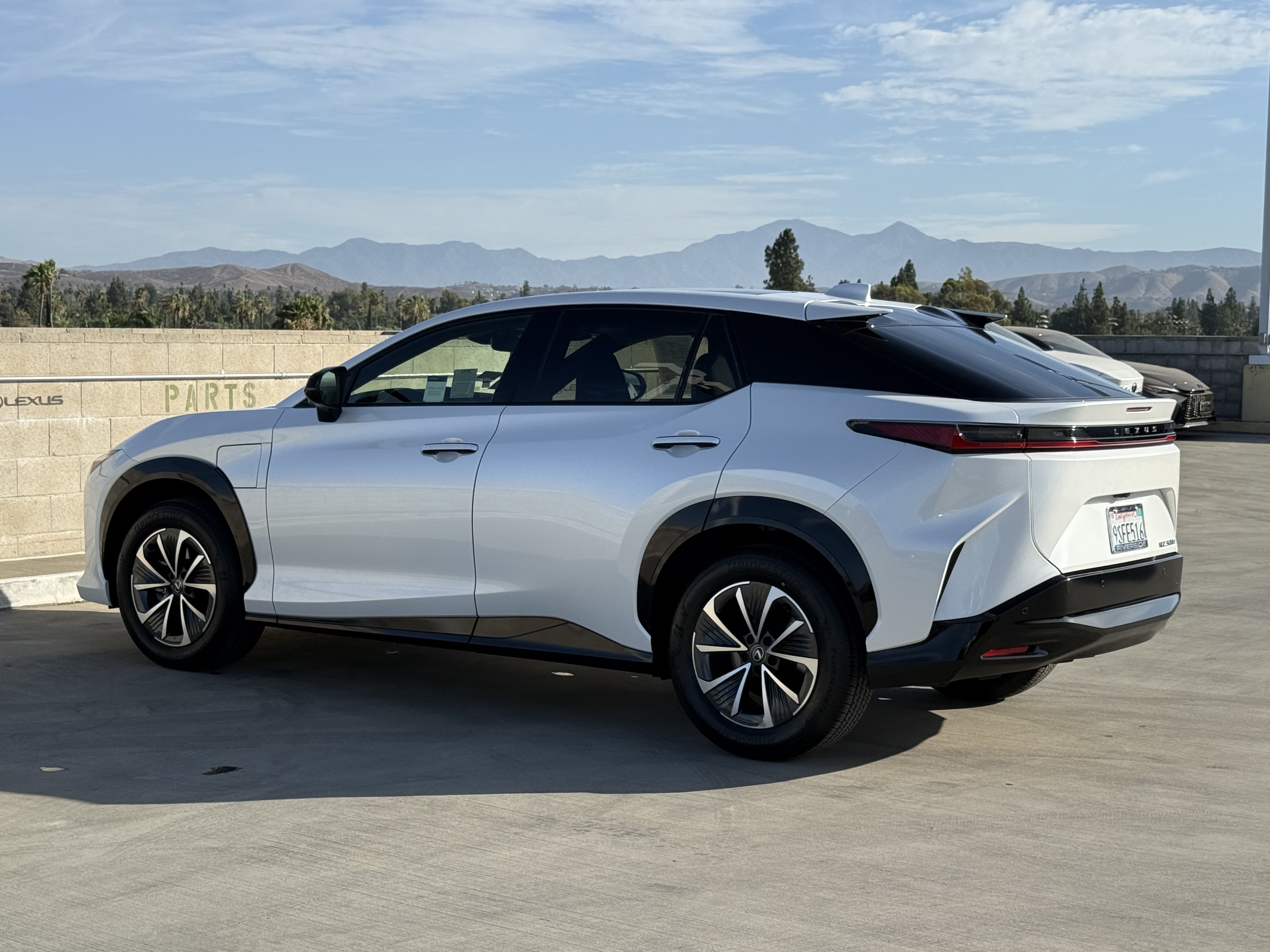 Certified 2025 Lexus RZ 300e FWD image 10