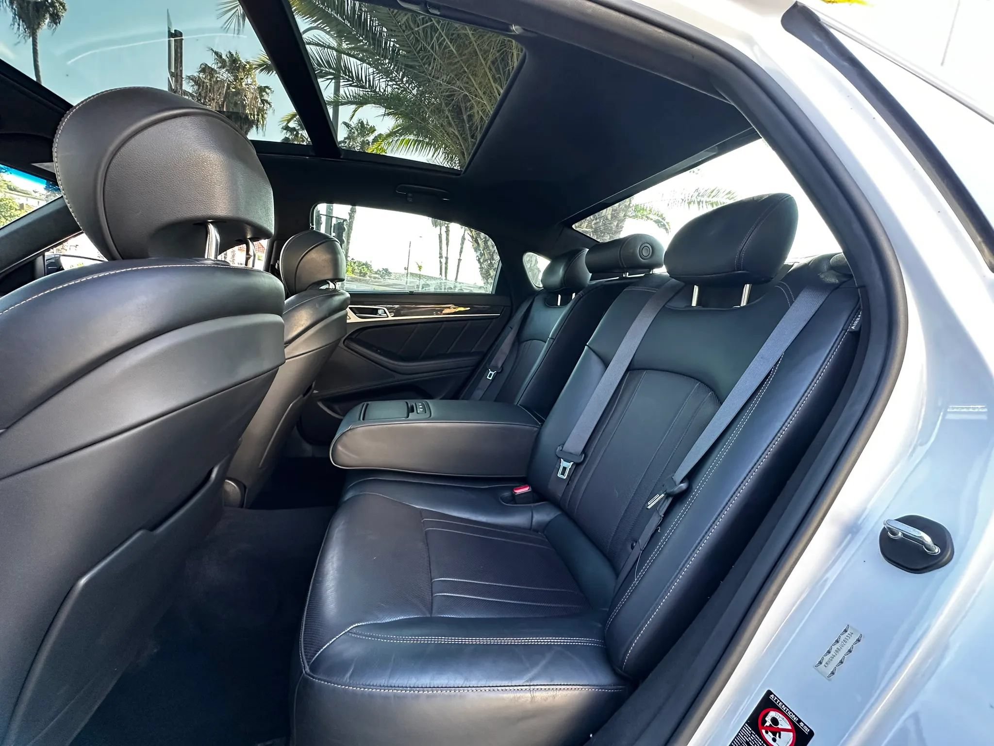 Used 2018 Genesis G80 3.3T Sport RWD image 38