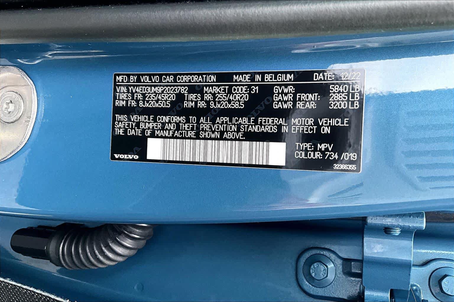 Certified 2023 Volvo XC40 Recharge Ultimate w/ Protection Package Premier AWD/4WD image 31