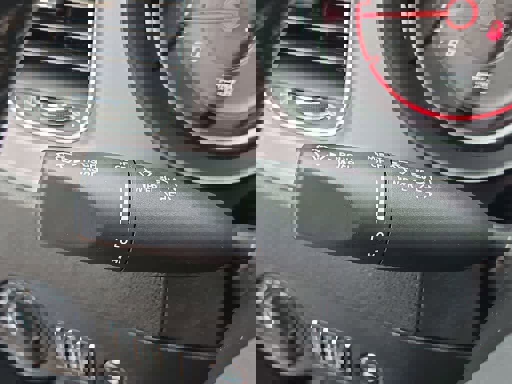 Used 2023 Dodge Charger SXT image 27