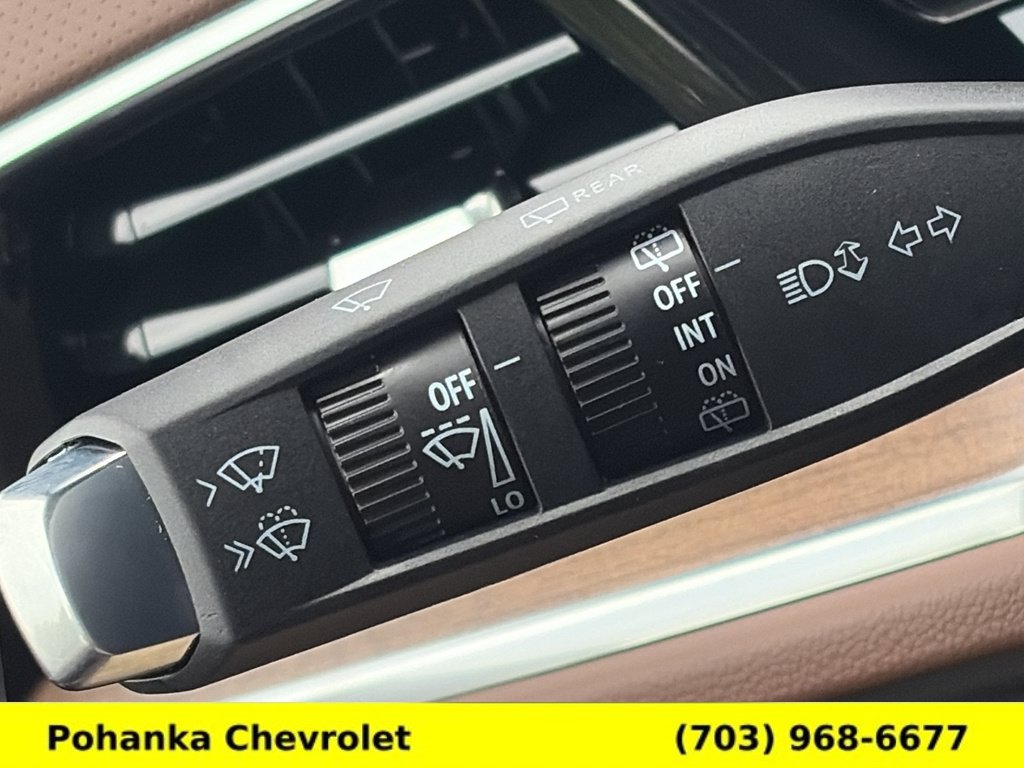 New 2026 Chevrolet Suburban High Country AWD/4WD image 10