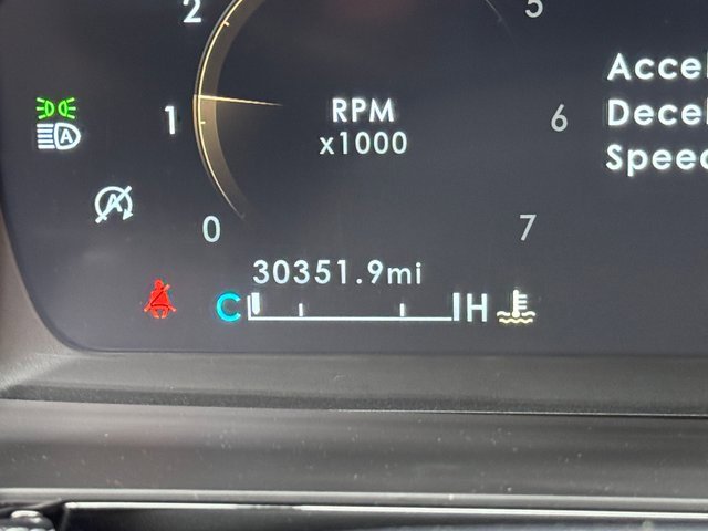 Used 2022 Lincoln Corsair Reserve w/ Sport Package image 16