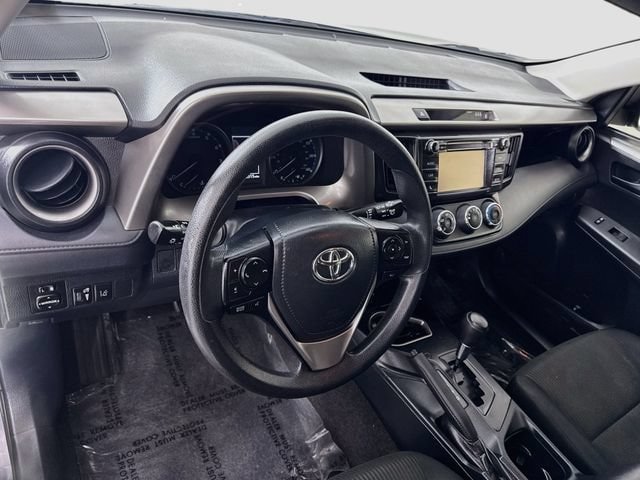 Certified 2017 Toyota RAV4 LE w/ Carpet Mat Package FWD image 10