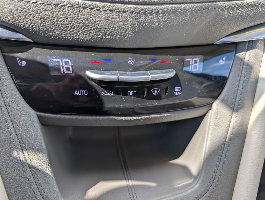 Used 2021 Cadillac XT5 Premium Luxury AWD/4WD image 22