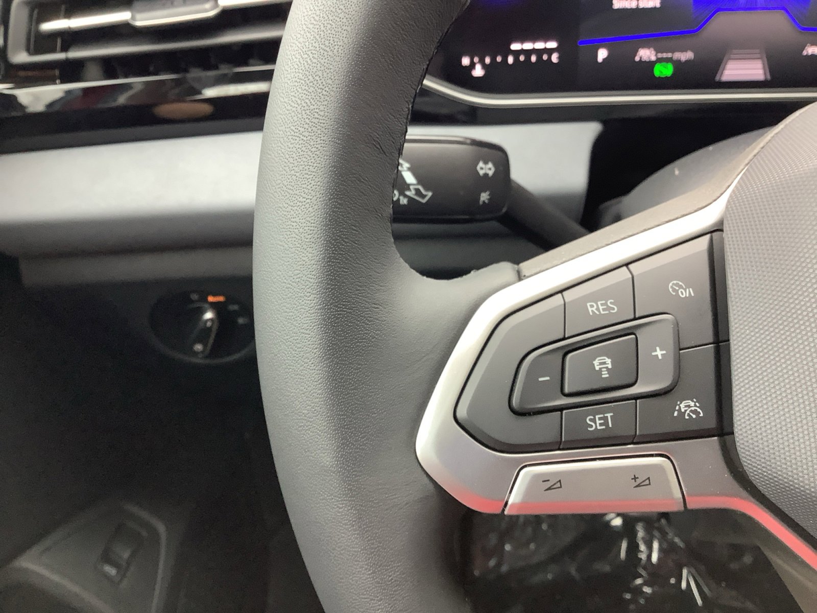 New 2026 Volkswagen Jetta SE FWD image 27
