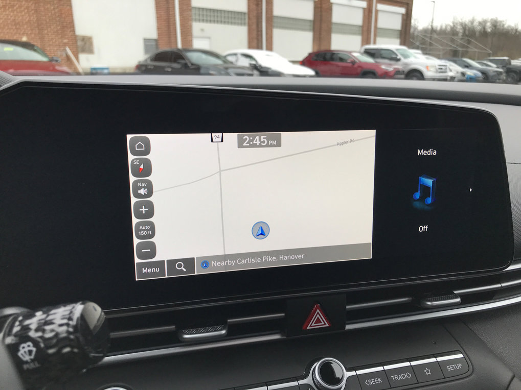 Used 2023 Hyundai Elantra Limited image 21