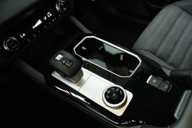 New 2026 Mitsubishi Outlander SE FWD image 14