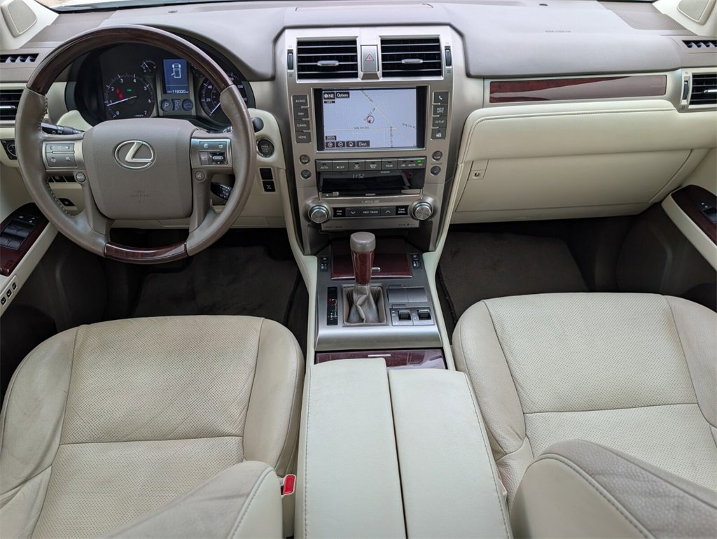 Used 2014 Lexus GX 460 image 10