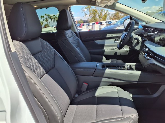 New 2026 Nissan Murano Platinum w/ Cargo Package AWD/4WD image 6