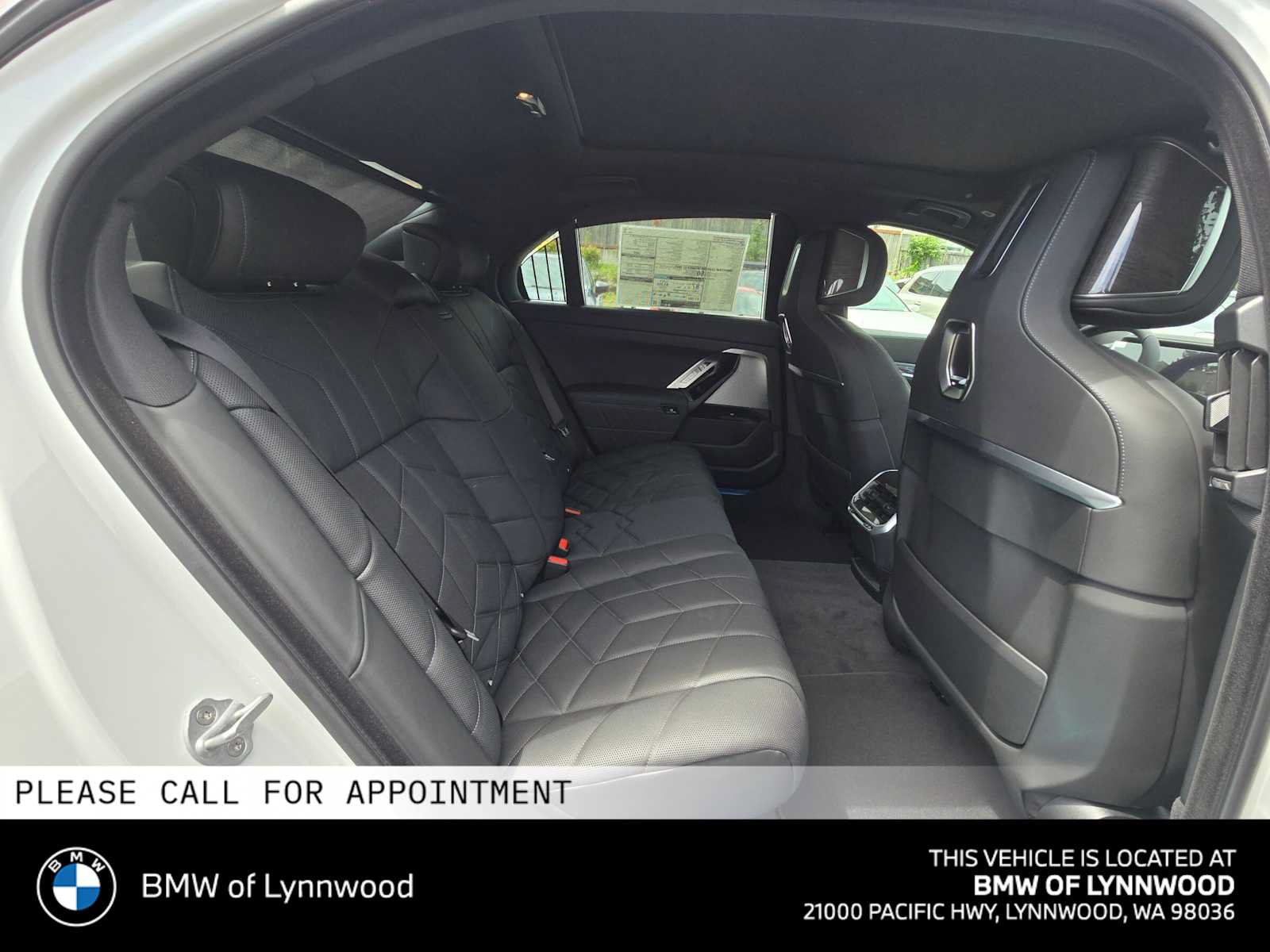 New 2026 BMW i7 xDrive60 AWD/4WD image 12