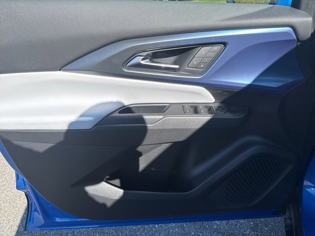 New 2025 Chevrolet Equinox EV LT w/ Convenience Package II image 10