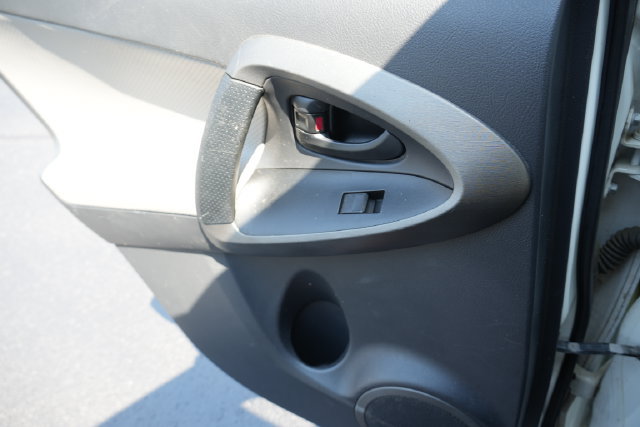 Used 2010 Toyota RAV4 Limited FWD image 20
