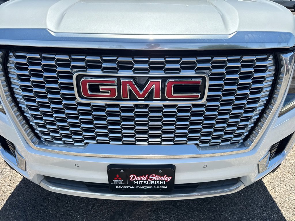 Used 2023 GMC Yukon Denali w/ Advanced Technology Package AWD/4WD image 50