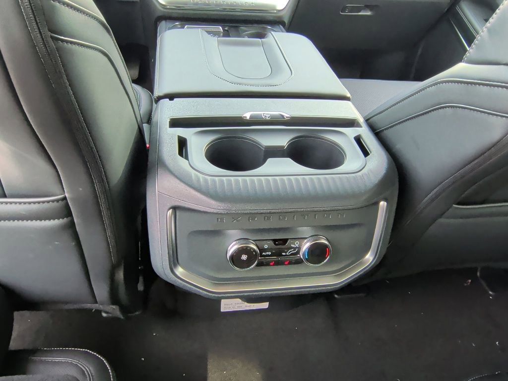 New 2026 Ford Expedition Max Platinum image 41