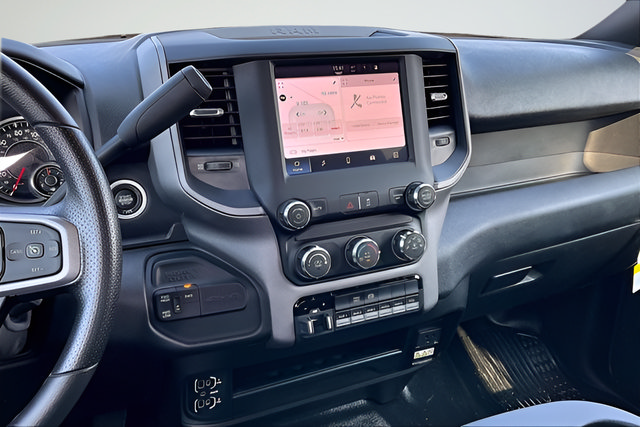 New 2024 RAM 5500 Tradesman w/ Chrome Appearance Group AWD/4WD image 9