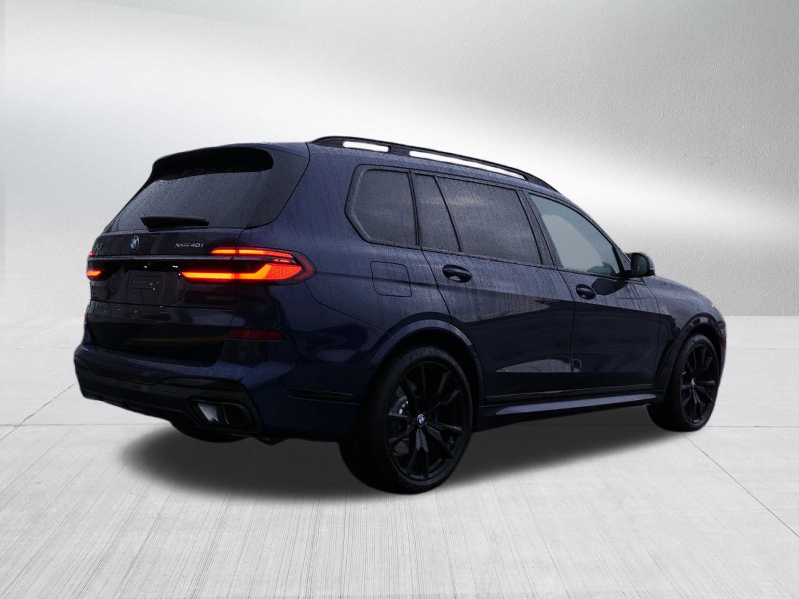 New 2026 BMW X7 xDrive40i w/ Executive Package image 3