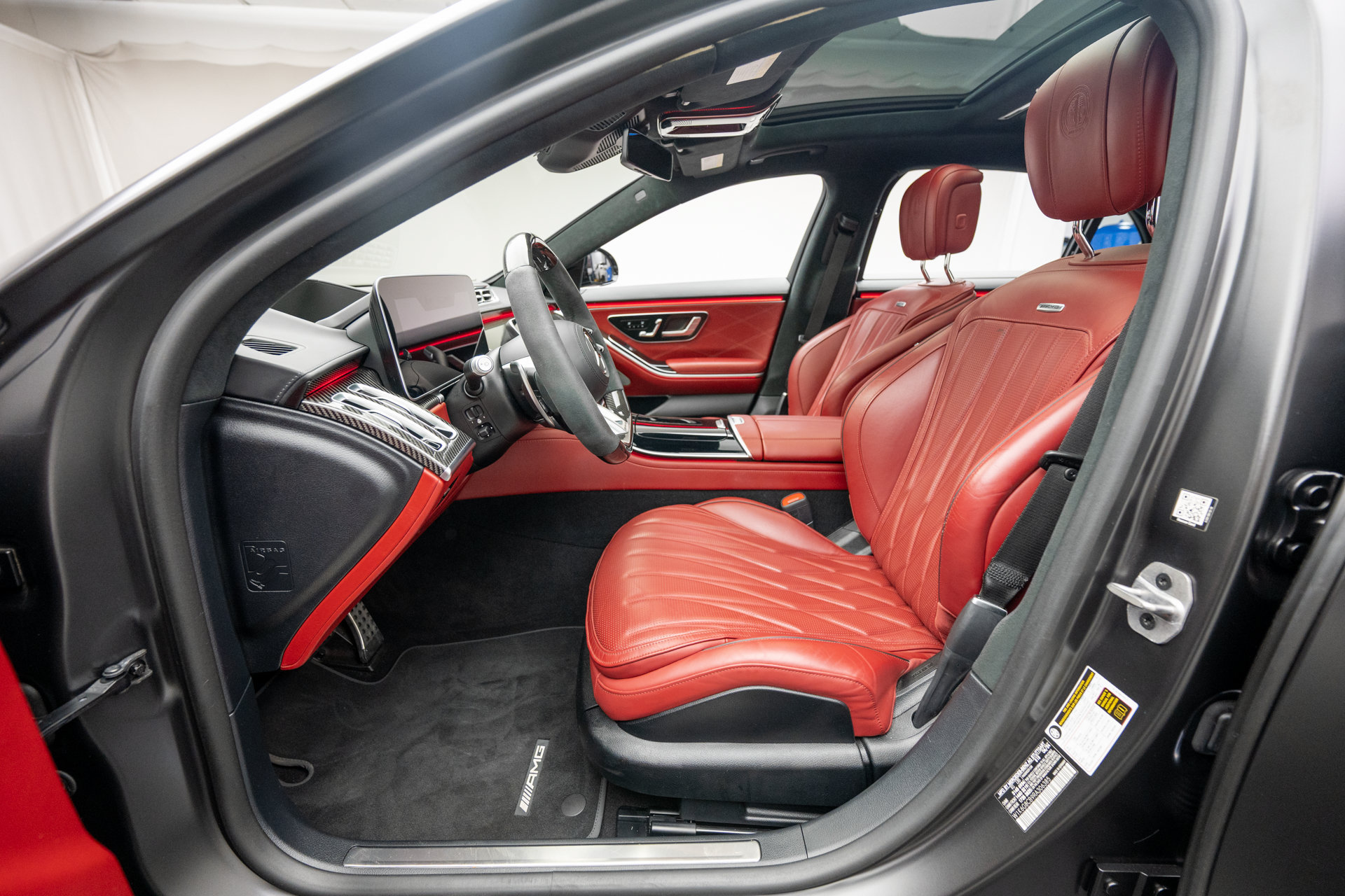 Used 2024 Mercedes-Benz S 63 AMG S w/ AMG Night Package image 11