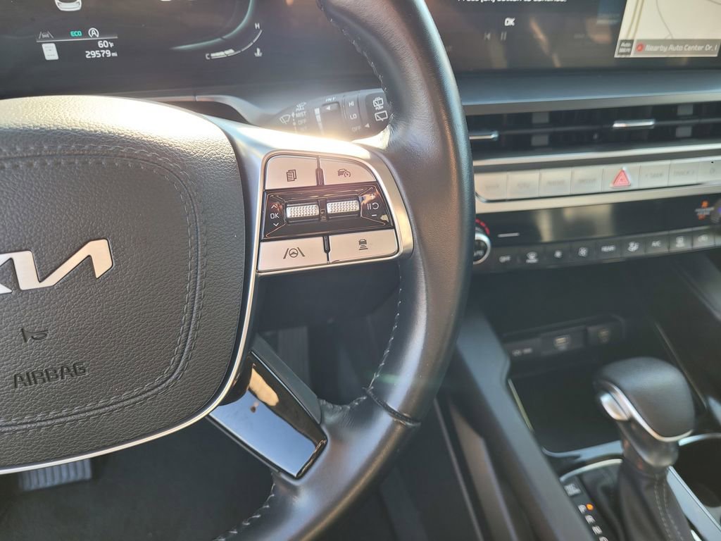 Used 2024 Kia Telluride LX FWD image 23