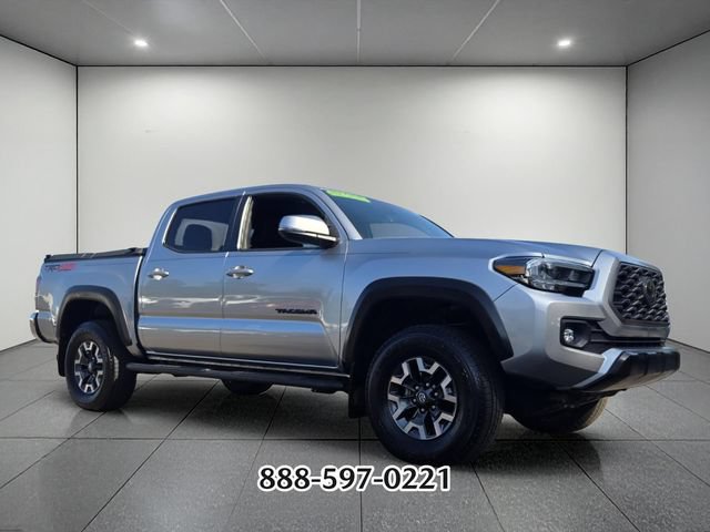 Used 2022 Toyota Tacoma TRD Off-Road AWD/4WD image 7
