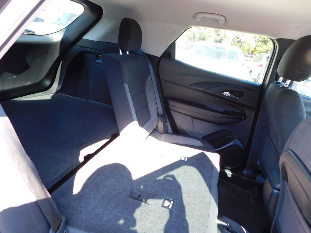 Used 2021 Chevrolet TrailBlazer LS image 33