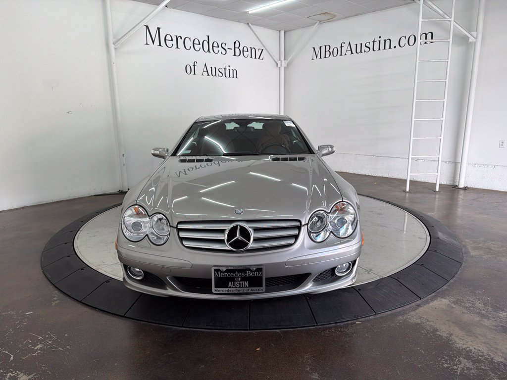 Used 2007 Mercedes-Benz SL 550 image 2