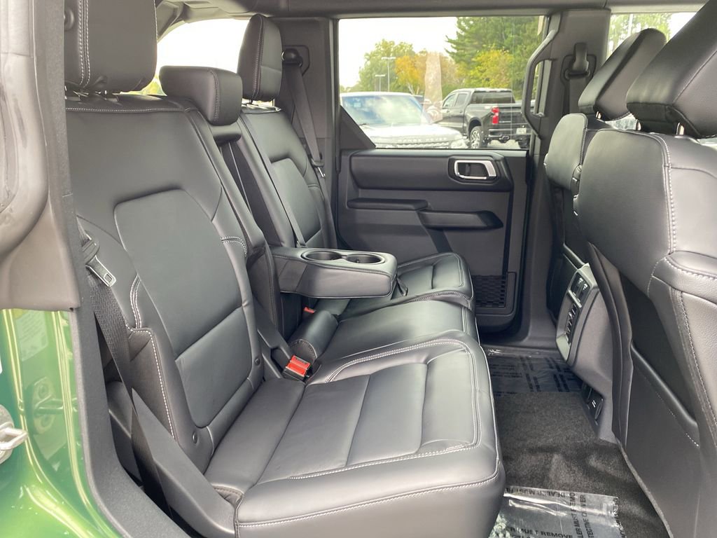 New 2025 Ford Bronco Outer Banks w/ Sasquatch Package image 42
