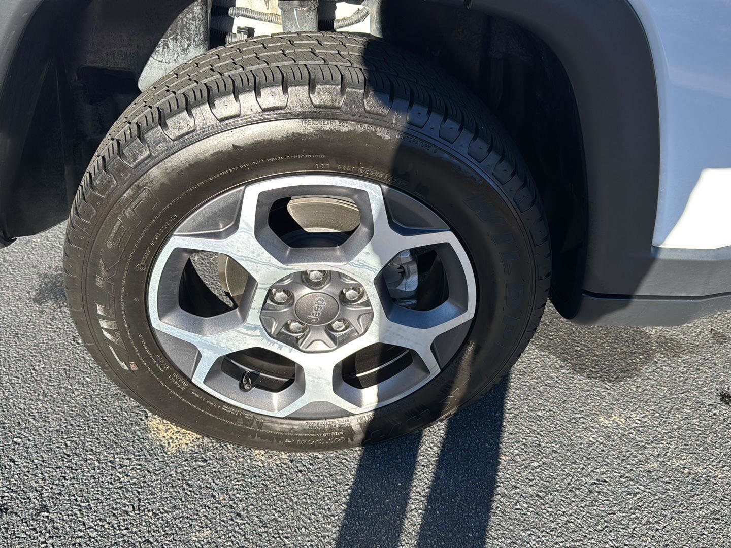 Used 2022 Jeep Compass Trailhawk image 31