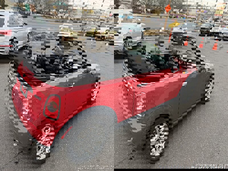 Used 2013 MINI Cooper Convertible image 5