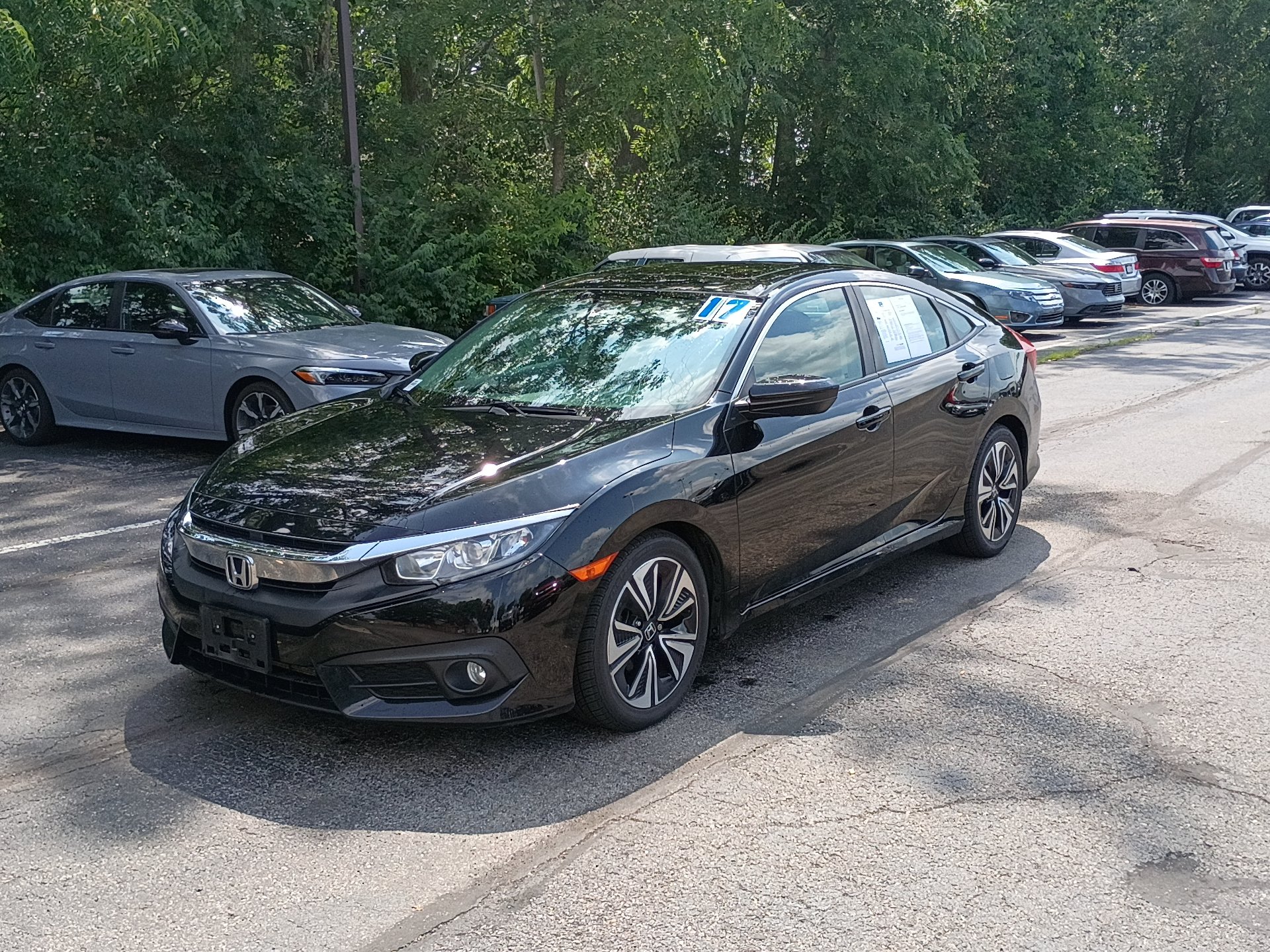 Used 2017 Honda Civic EX-T image 6
