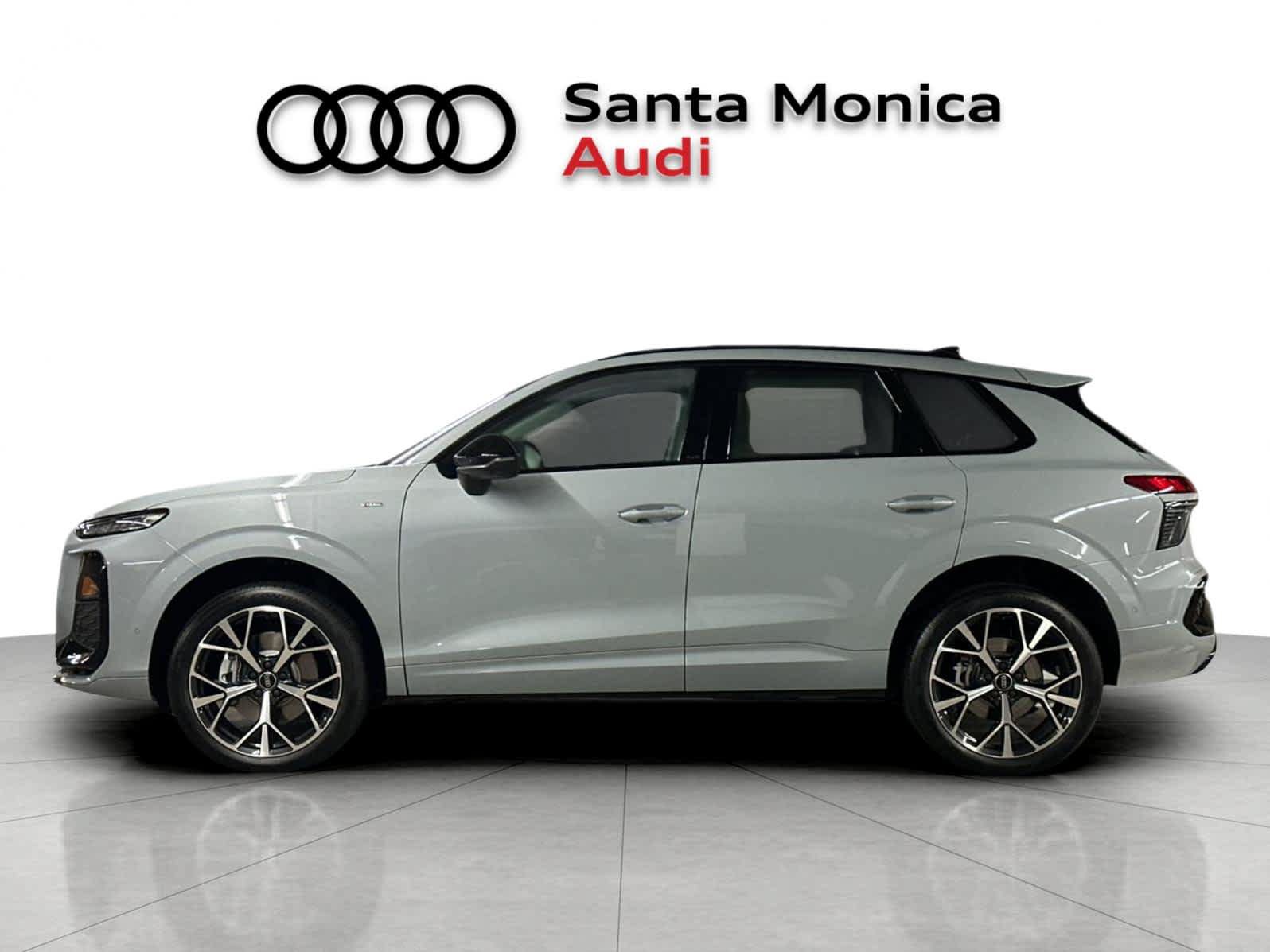New 2026 Audi Q3 quattro 2.0T AWD/4WD image 5