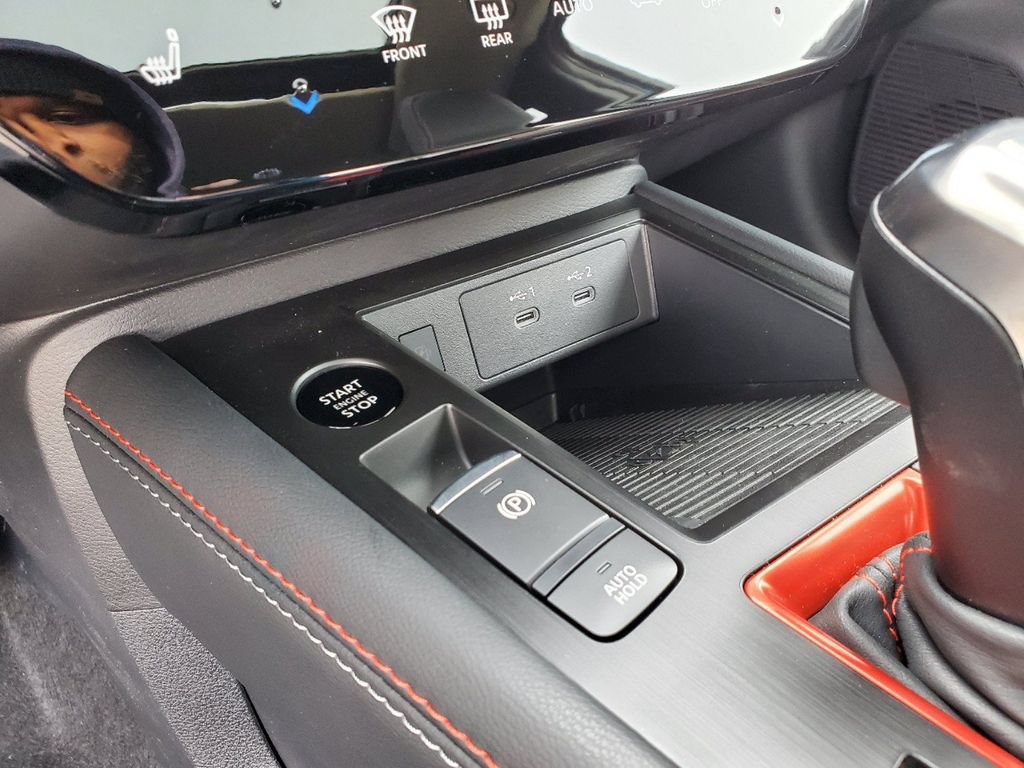 New 2026 Nissan Kicks SR w/ SR Premium Package FWD image 28