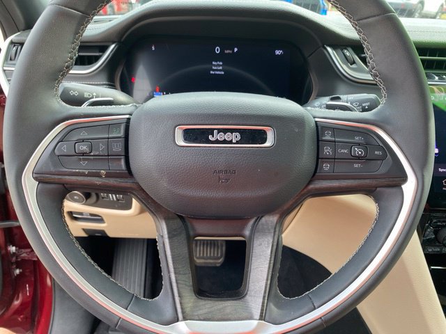 Certified 2023 Jeep Grand Cherokee Limited AWD/4WD image 19