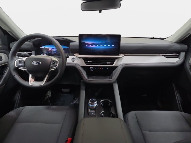 Used 2026 Ford Explorer Active AWD/4WD image 10