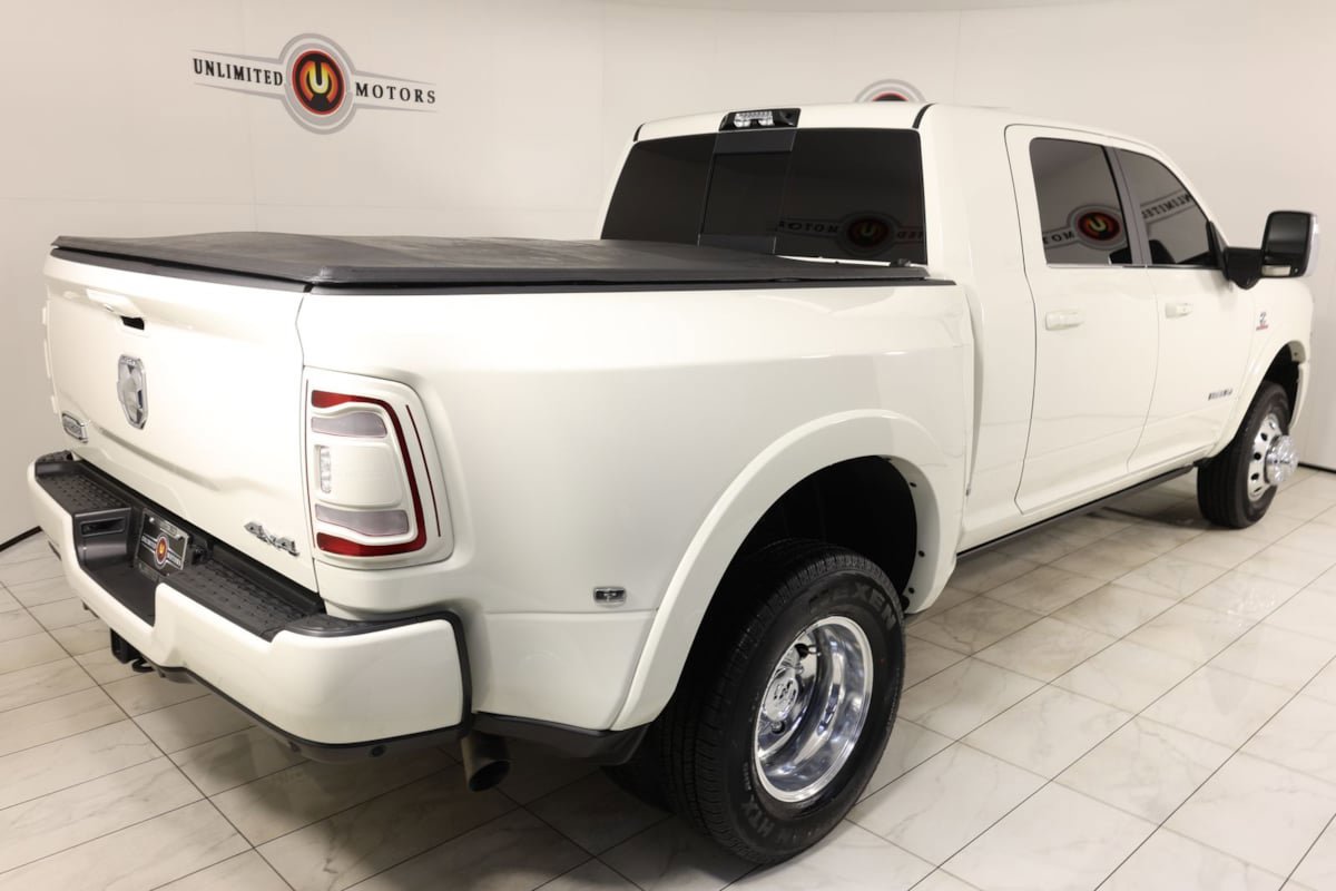 Used 2024 RAM 3500 Limited w/ Towing Technology Group AWD/4WD image 3