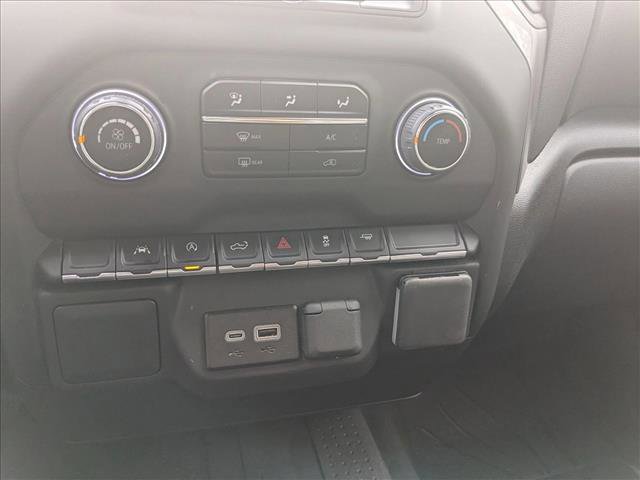 Used 2025 Chevrolet Silverado 1500 Custom image 13