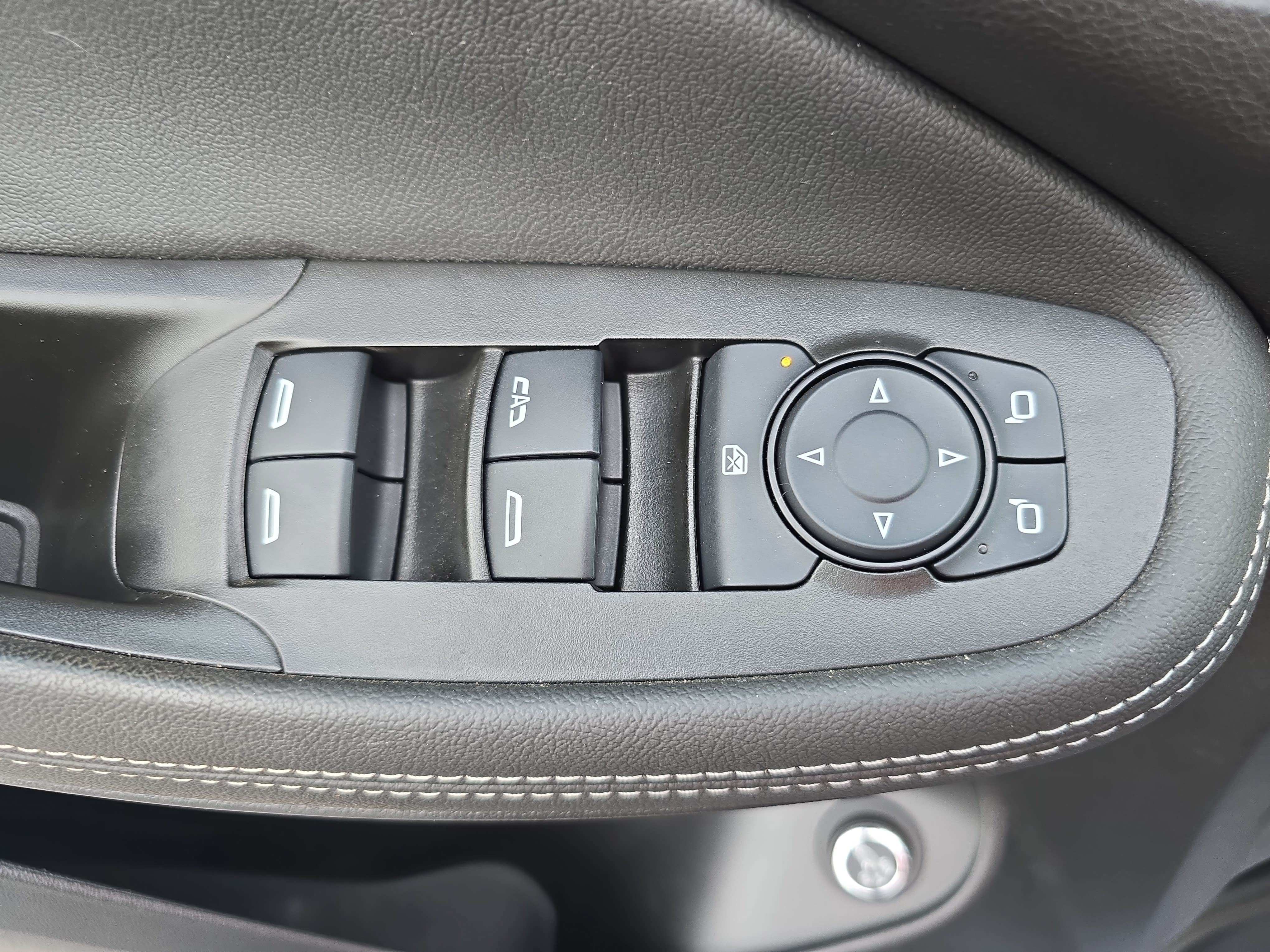 Used 2024 Buick Encore GX Sport Touring w/ Experience Buick Package AWD/4WD image 28