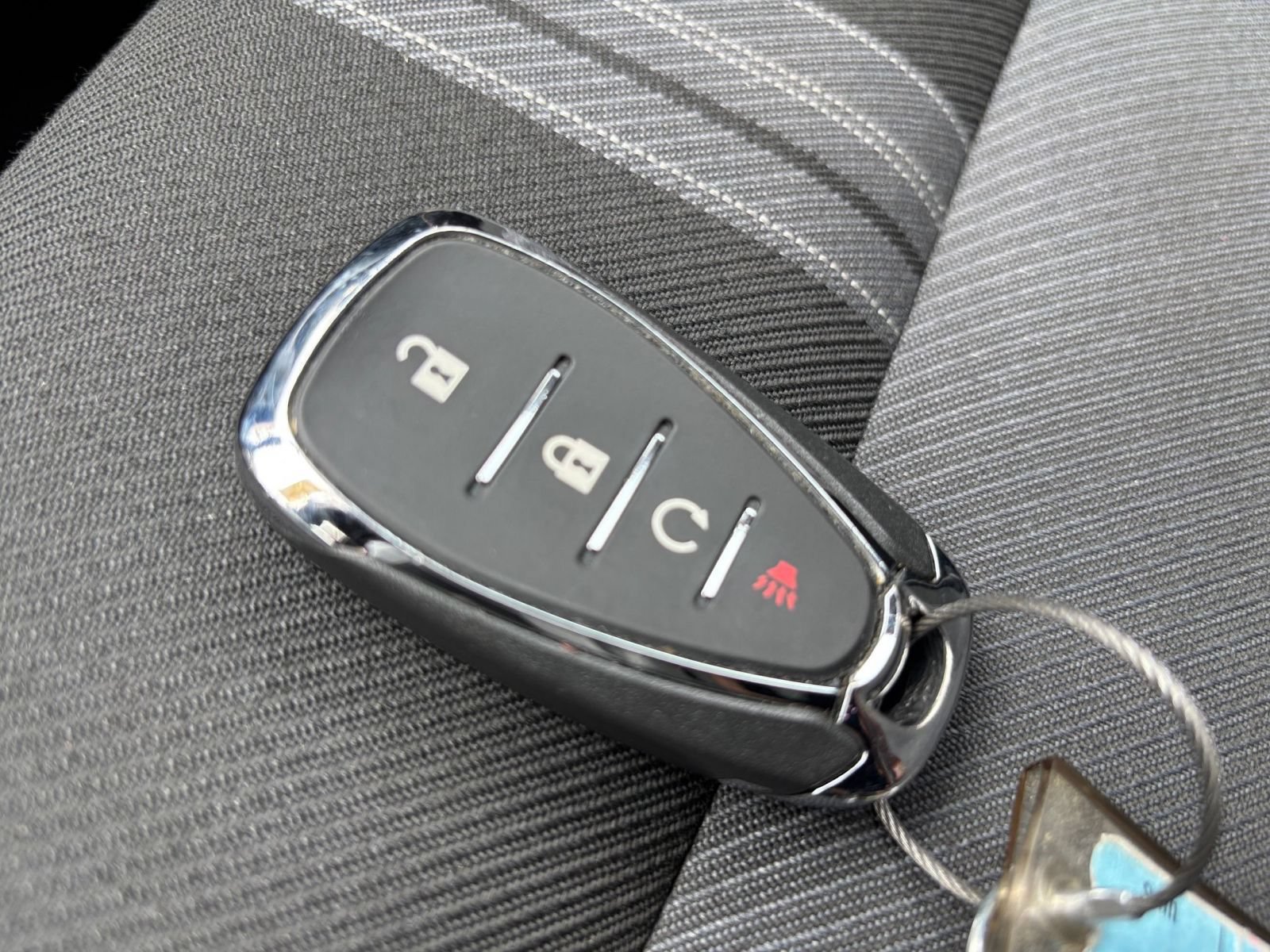 Used 2025 Chevrolet Blazer LT FWD image 25