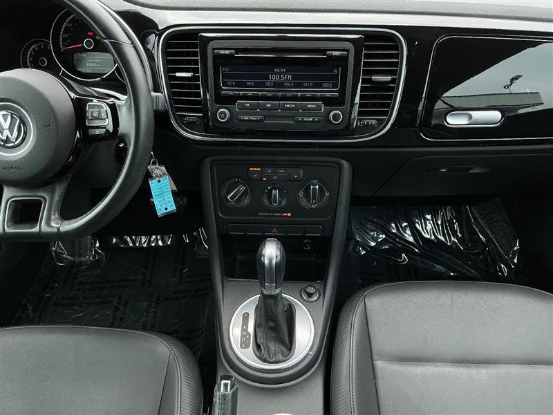 Used 2015 Volkswagen Beetle 1.8T image 25