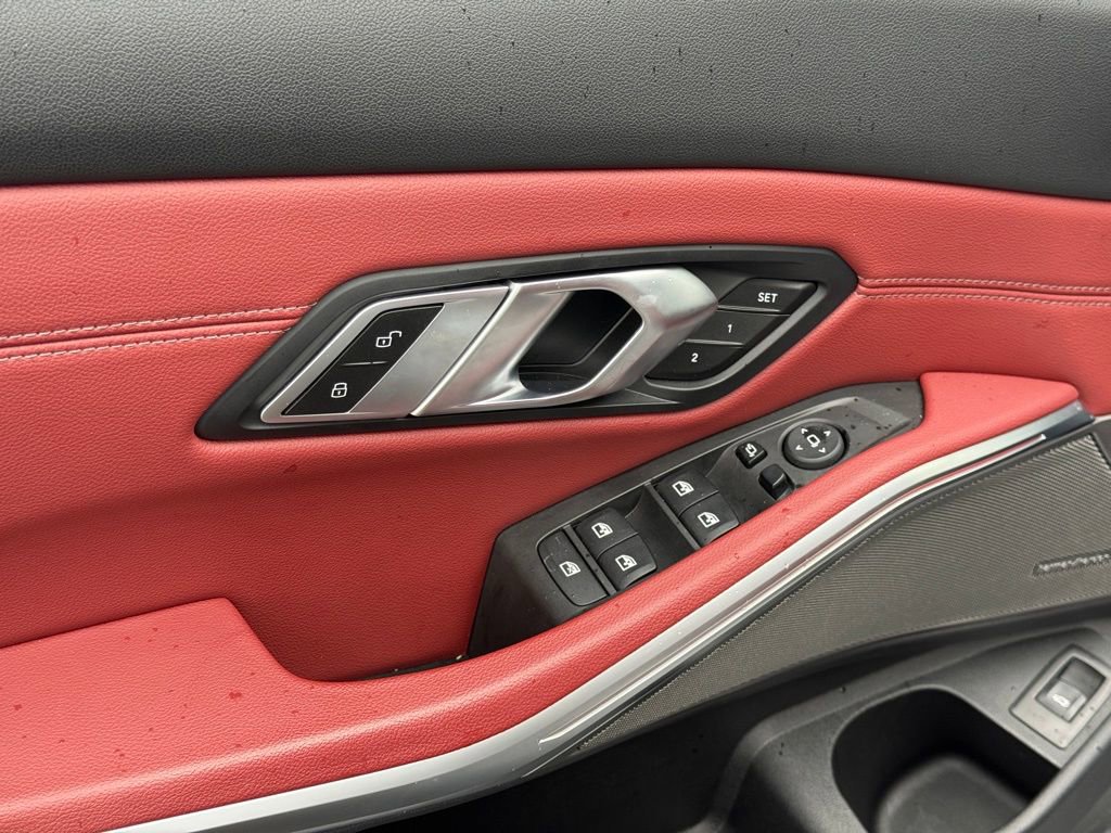 Used 2023 BMW M340i xDrive image 11