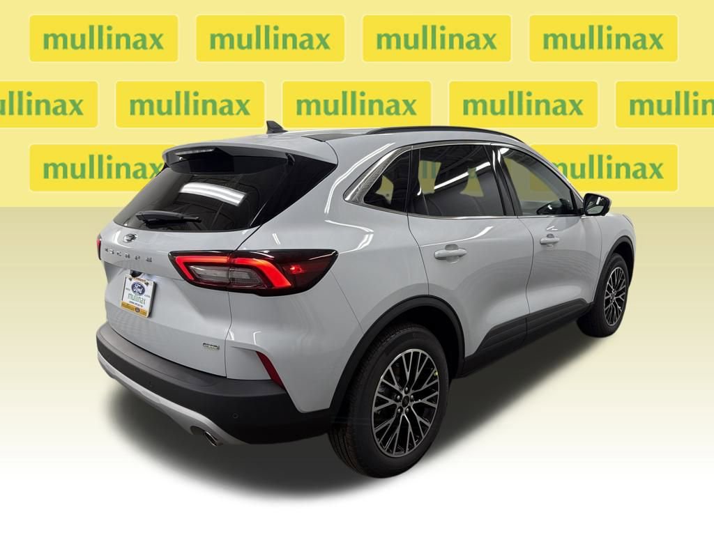 New 2026 Ford Escape SE w/ PHEV Premium Package image 3