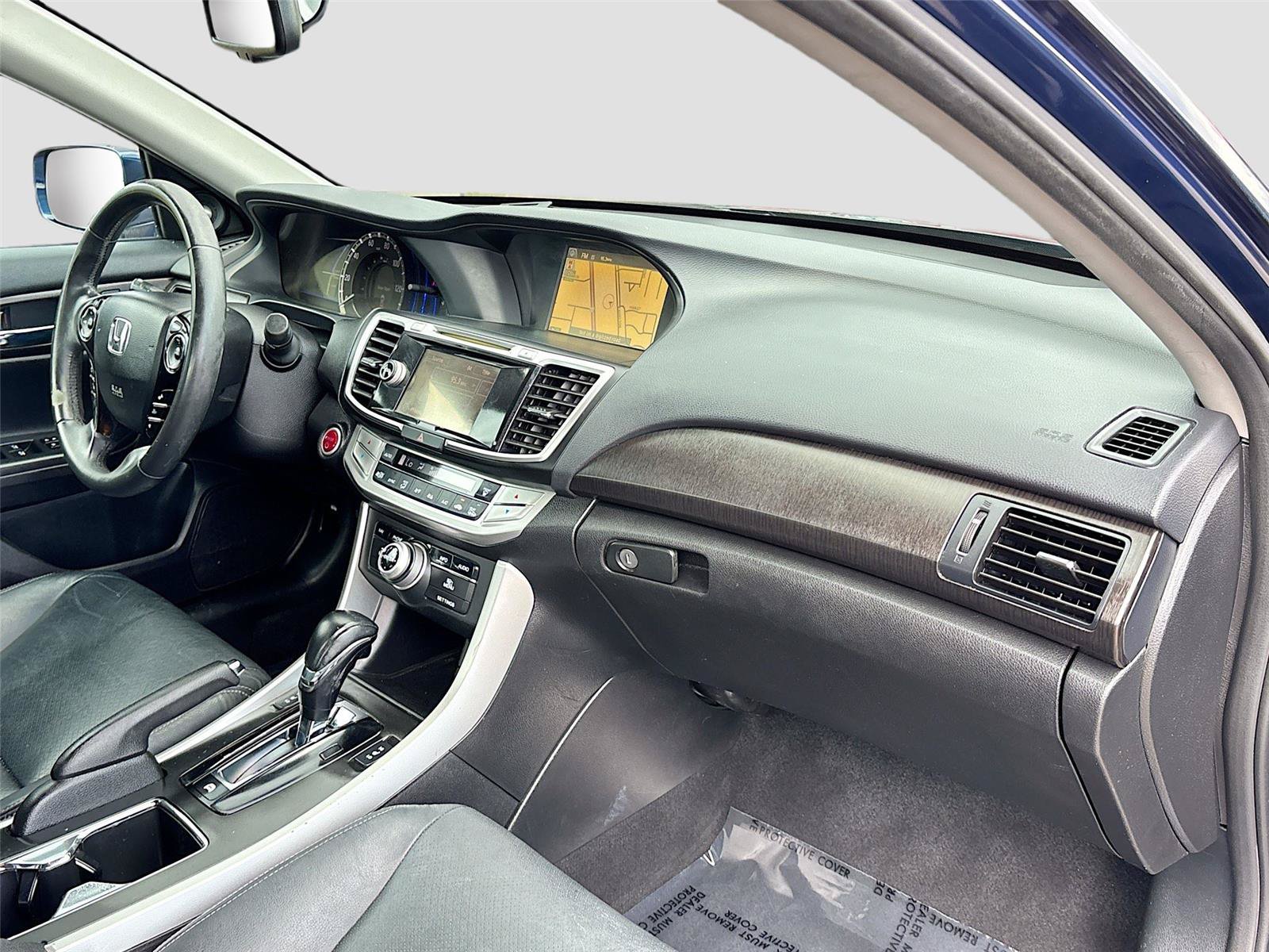 Used 2015 Honda Accord Touring image 30