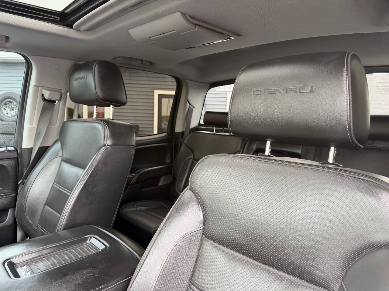 Used 2018 GMC Sierra 3500 Denali AWD/4WD image 14