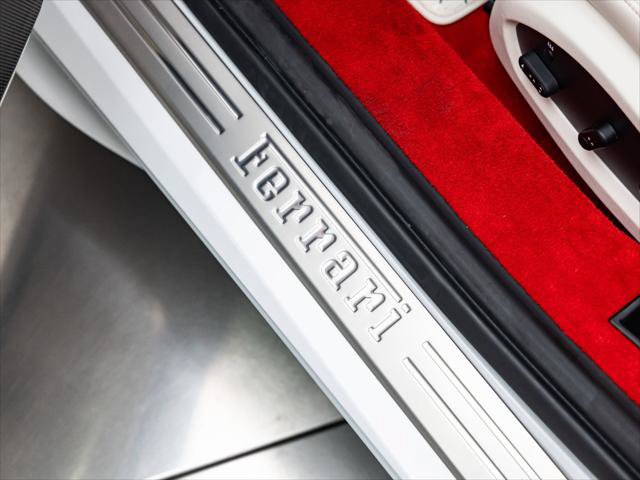 Used 2022 Ferrari F8 Tributo RWD image 28