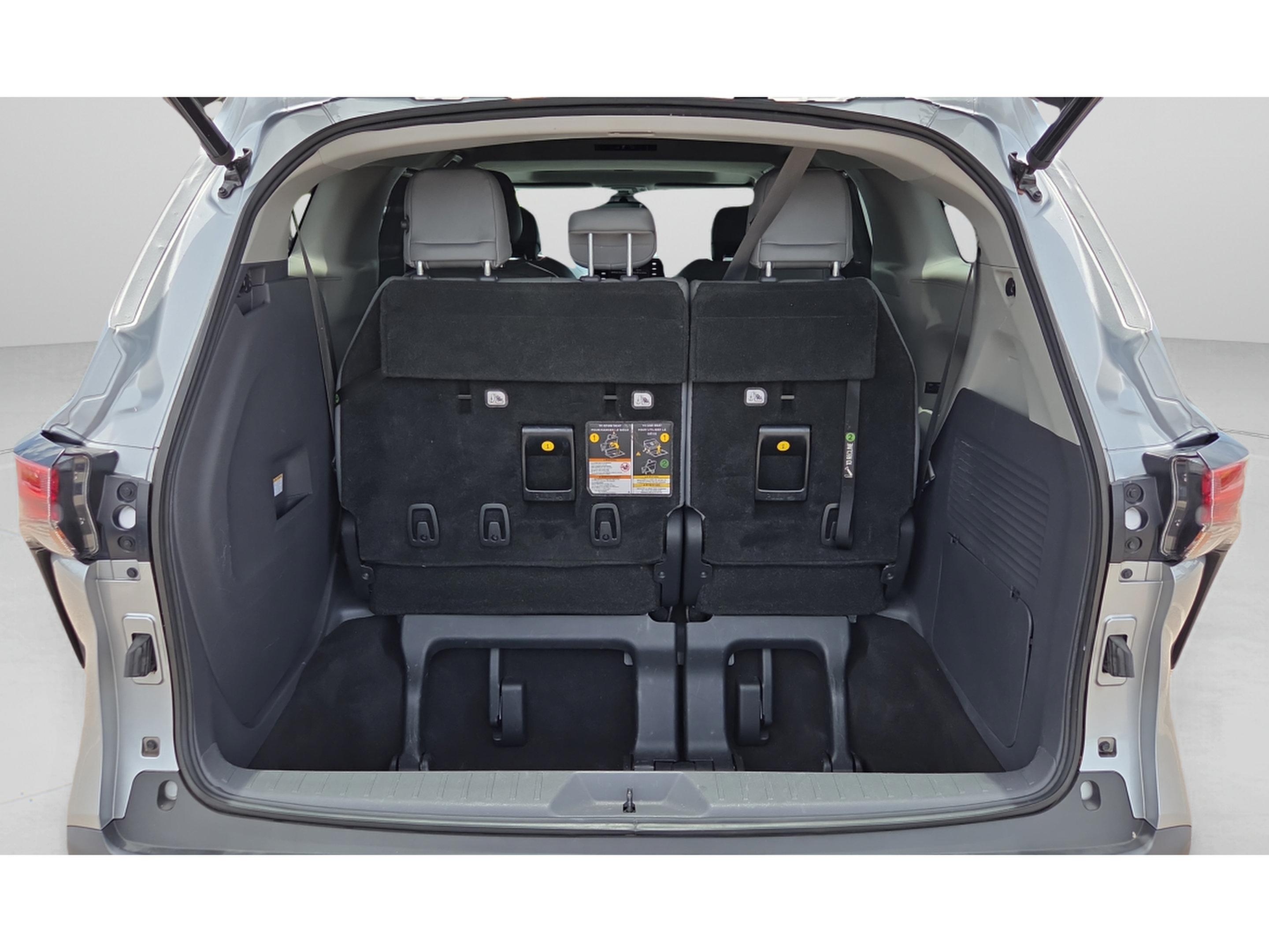 Certified 2021 Toyota Sienna XLE FWD image 9