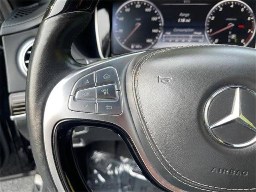 Used 2017 Mercedes-Benz Maybach S 550 4MATIC image 37