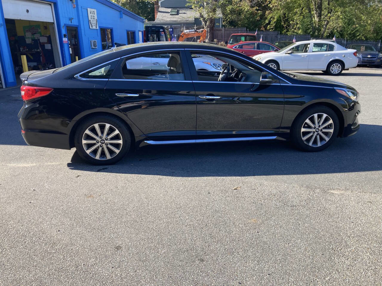 Used 2017 Hyundai Sonata Limited w/ Ultimate Package 04 image 1